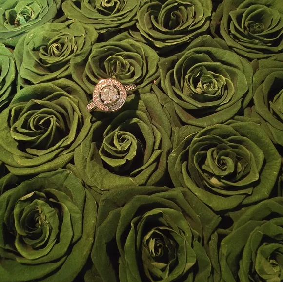 Moissanite 0.8 Ct Silver Ring Size 7 Beautiful Elegant Sparkle Dazzle Gem - Picture 6 of 6